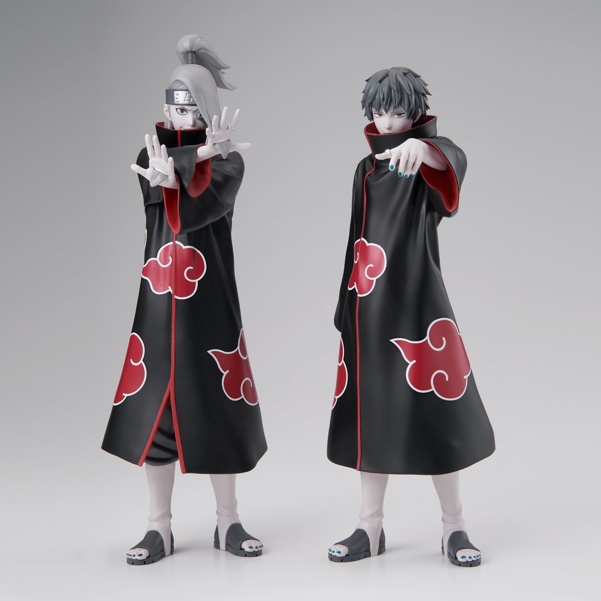 芸術コンビ”と“不死コンビ”も【モノクロ×差し色】で！――「Noir Edge